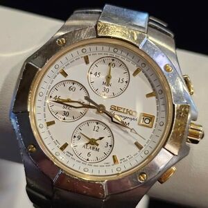Vintage  Mens Seiko Courtura Chrono.